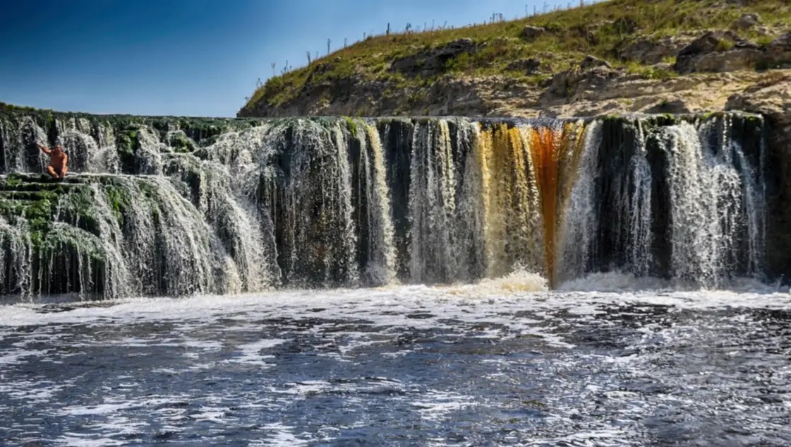 Hallan sin vida a un hombre que había caído en la cascada Cifuentes de Coronel Dorrego