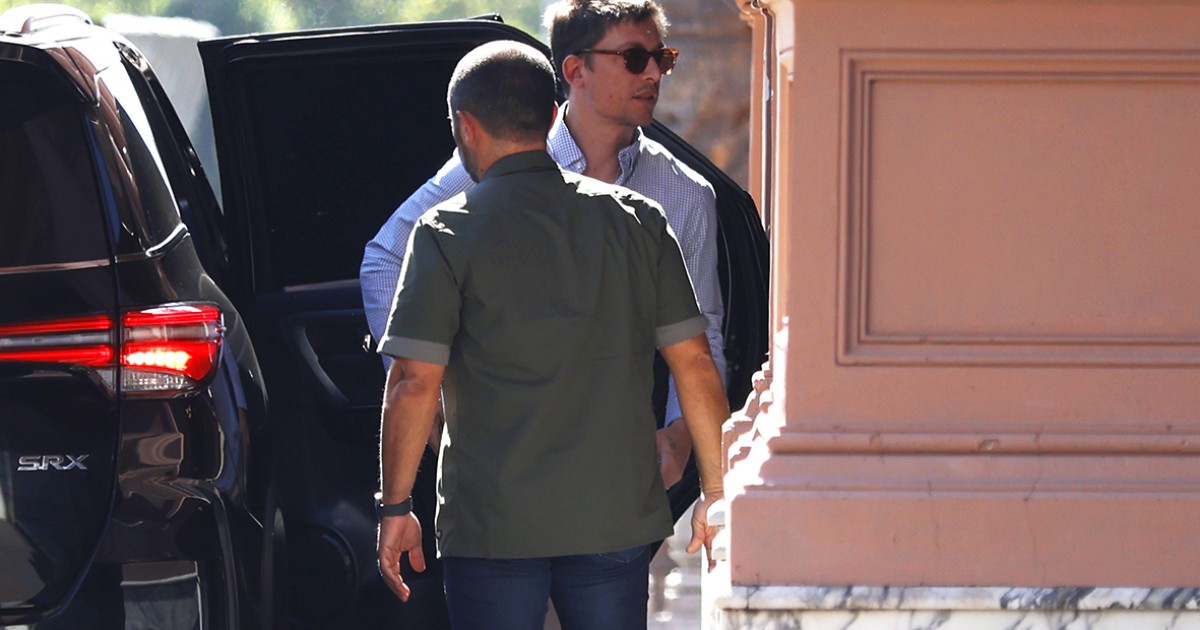 Paranoia en la Rosada porque desapareció la llave del salón de Las Fuerzas del Cielo y se robaron un kilo de m