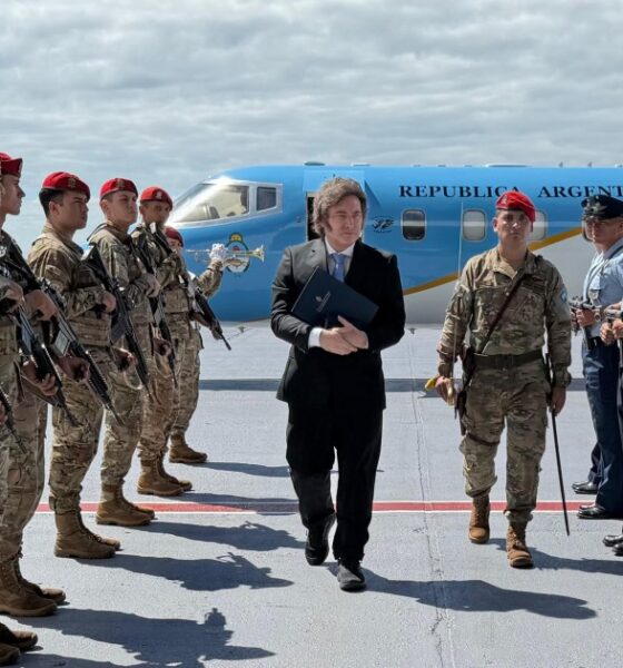 Denuncian que Milei le ofreció a Trump el Puerto de Ushuaia como pago para entrar a la Junta por la Paz