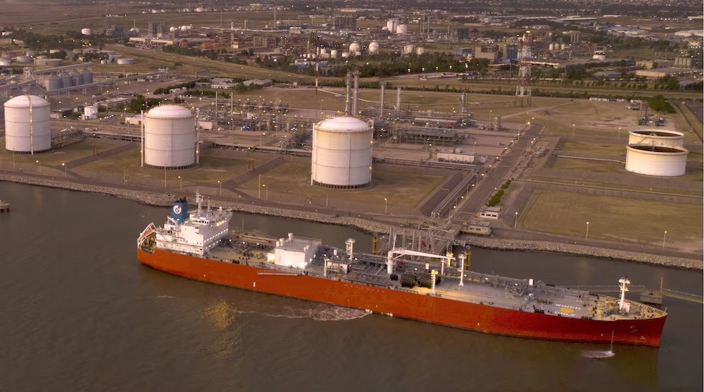 RIGI en Bahía Blanca: el intendente anunció millonaria inversión de empresa MEGA, líder en la industria el gas
