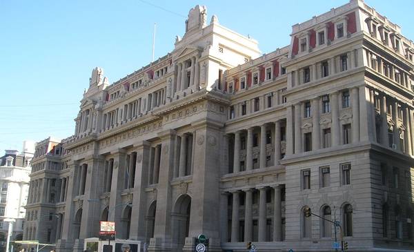 Otro fallo contra la Reforma Laboral: suspenden el traspaso a la Justicia de la Ciudad