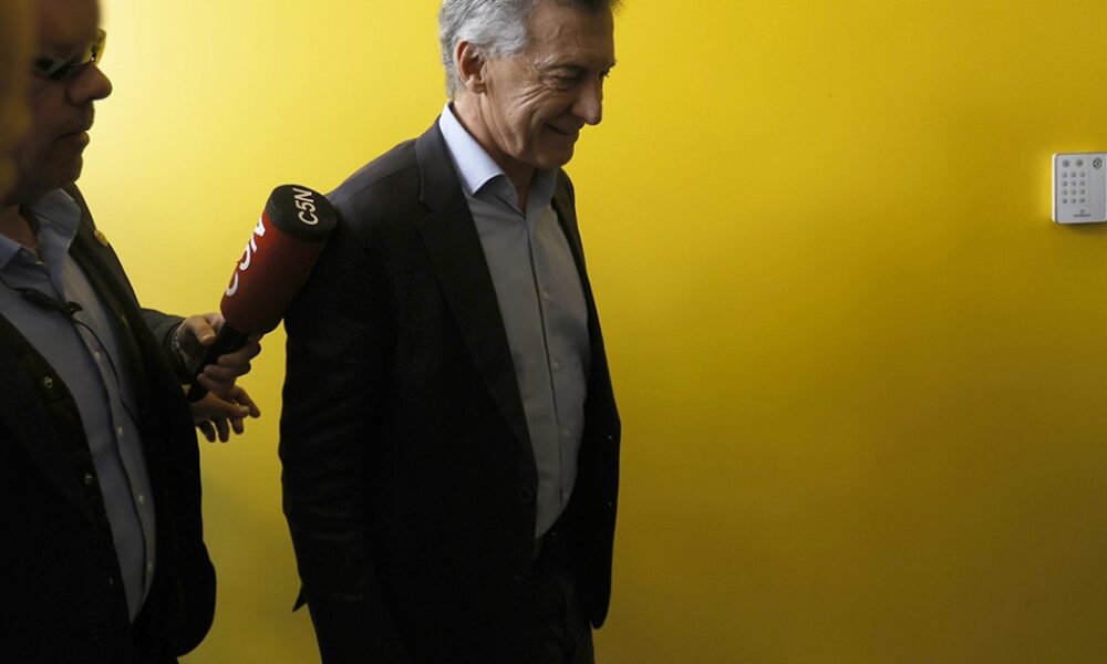 Tensión en el zoom del PRO, Frigerio cruzó a Macri: "Nos baja el precio anunciar un candidato un año y medio a