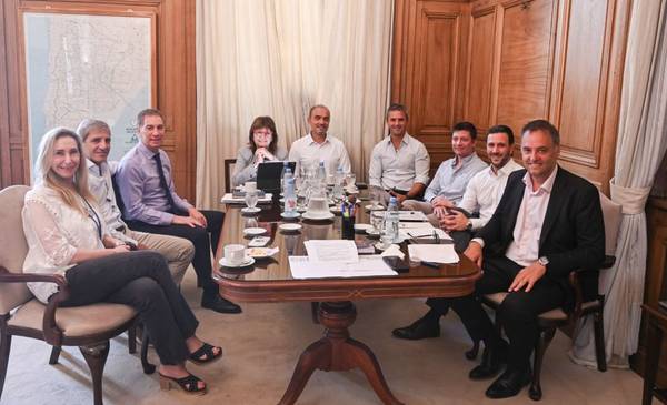 El Gobierno intenta tapar el escándalo de $LIBRA y lleva leyes para el debate en el Congreso