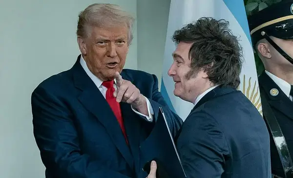 Como Trump, Milei empieza a caer en su propia trampa