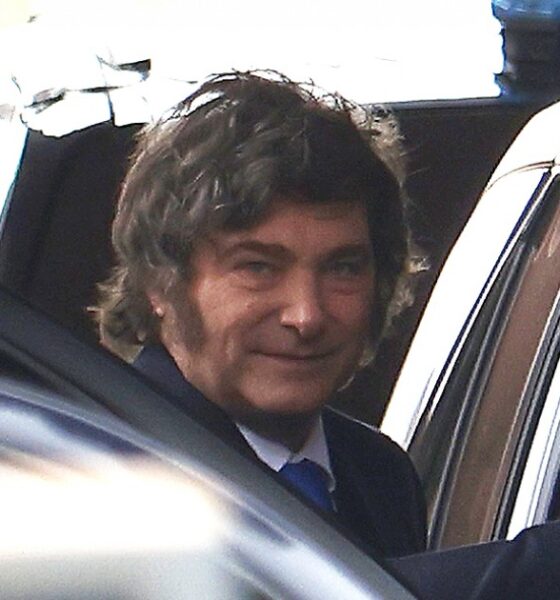 Milei le impuso a Clarín una feroz lista de condiciones para aprobar la fusión de Telecom y Telefonica