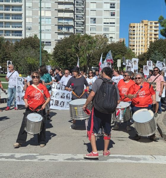 Multitudinaria marcha en Tres Arroyos por el Día de la Memoria