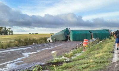 Accidente en Ruta 65: vuelco de camión y corte total entre Guaminí y Daireaux