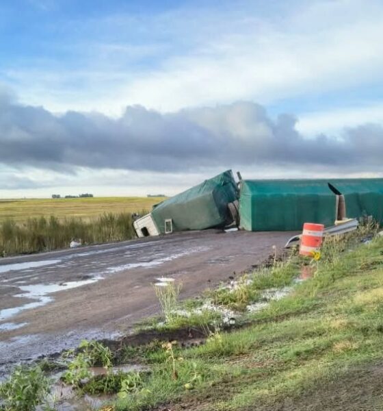 Accidente en Ruta 65: vuelco de camión y corte total entre Guaminí y Daireaux
