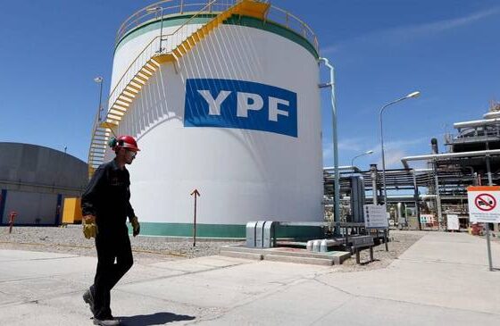 Las reacciones del arco político sobre el fallo YPF se movieron al ritmo de la grieta