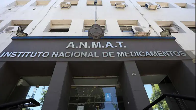 ANMAT prohibió una serie de productos cosméticos