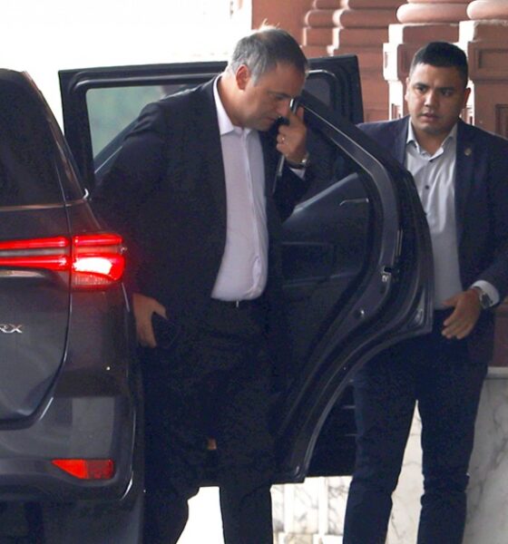 La escribana de Adorni dijo que no sabe de dónde sacó la plata para comprar el departamento y la casa del coun