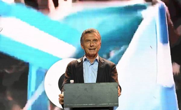 Macri en el NEA: tejido con gobernadores radicales y el plan de reconstrucción del PRO