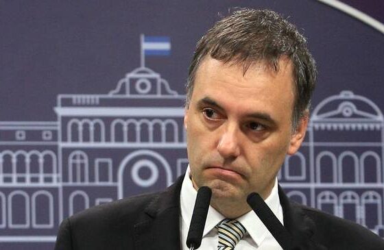 La semana más complicada de Adorni: un video viral de Jamaica, el departamento de $230.000 y el secreto bancario levantado