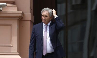 Quirno demora el tratado de patentes y choca con Sturzenegger