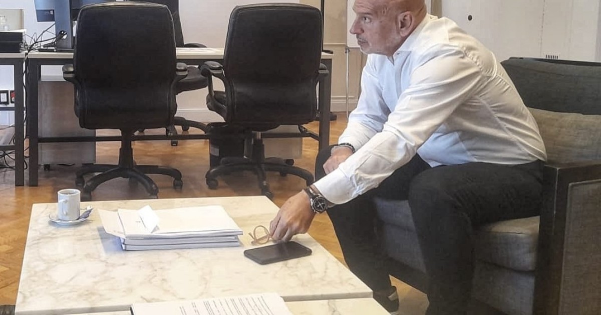 Paro de médicos y protestas de empleados ponen el descalabro del Pami al borde del estallido