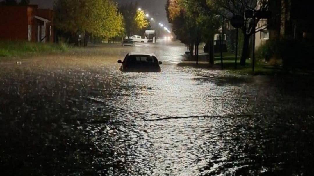 Inundaciones en Coronel Suárez: llovieron 90 milímetros en pocos minutos