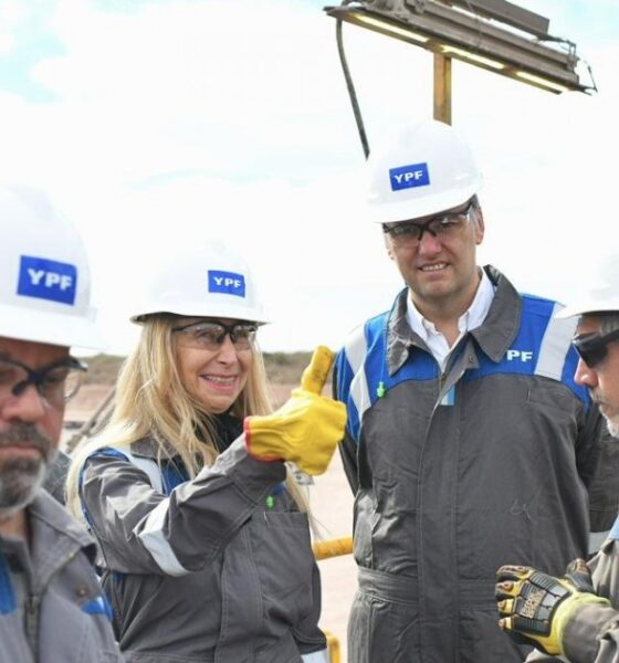 Milei analiza sacar a Adorni cuando baje el escándalo para no mostrar debilidad