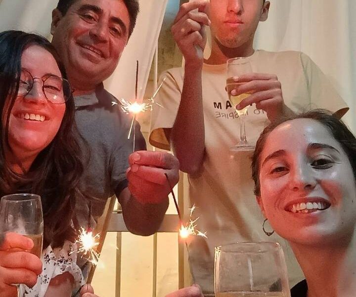 De Pringles a una oportunidad que le cambia la vida: fue aceptada en una residencia de la Fundación Sí