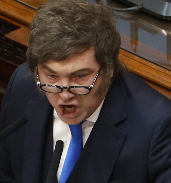 Molesto por una nota de La Nación, Milei atacó a Fernán Saguier con un durísimo mensaje