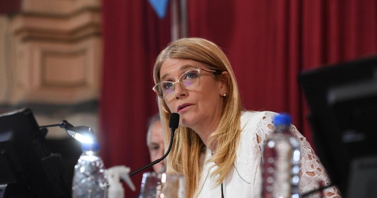 Legislatura bonaerense: Kicillof enfrenta a Massa y La Cámpora por el control de comisiones clave