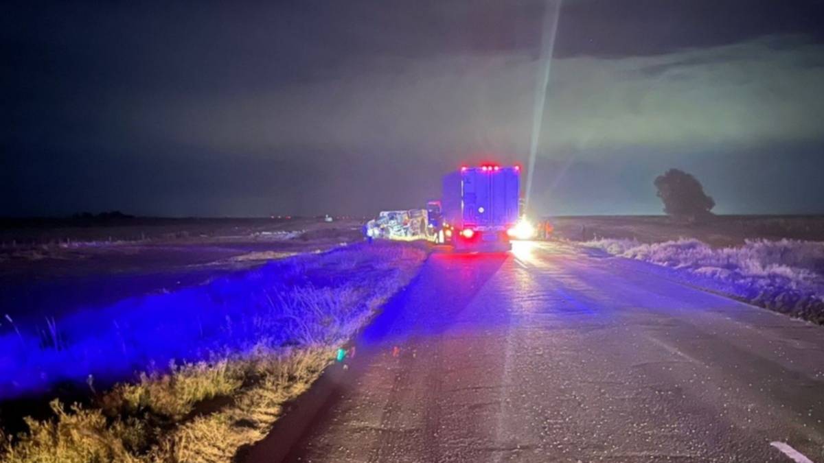 Un camión volcó en la Ruta 51, antes del Dique Paso de las Piedras: no hubo heridos