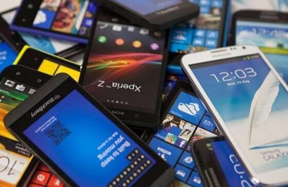 Con Milei el CONTRABANDO de celulares creció 28 puntos o 400%