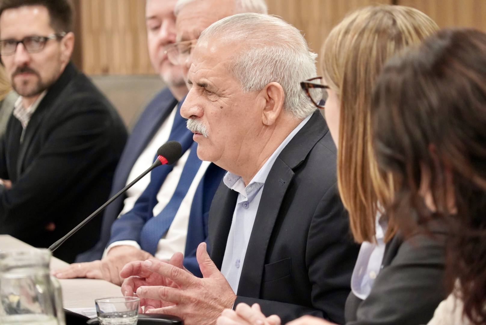 Intendente bonaerense propuso en el Congreso declarar el 7 de marzo "Día de la Soberanía Patagónica"