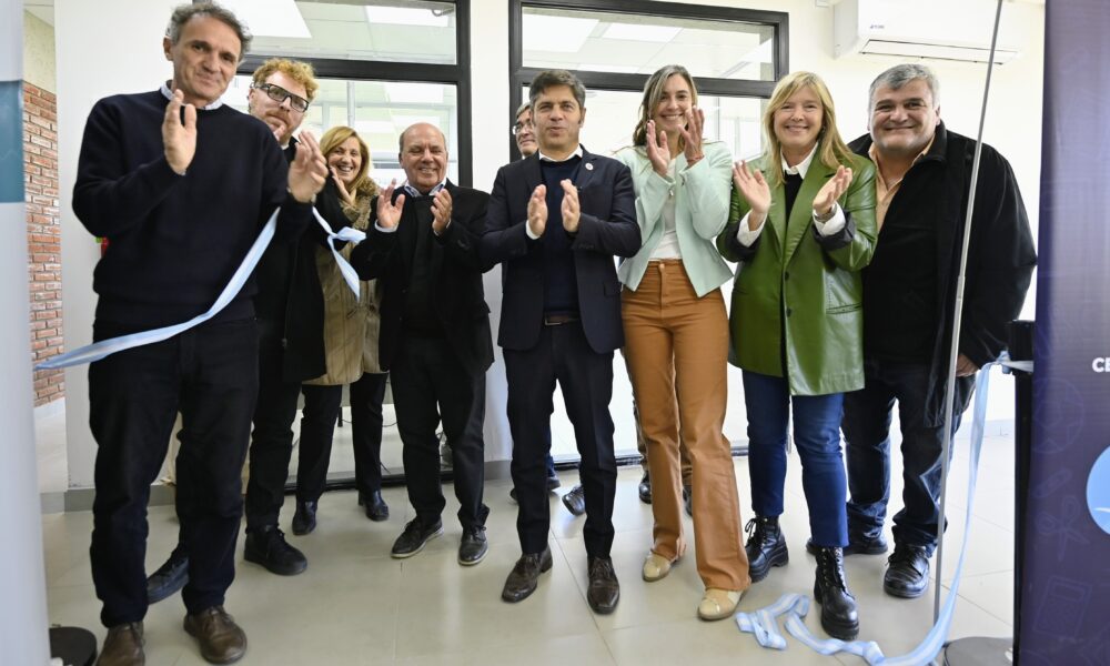 Kicillof en Cnel. Suárez y Guaminí: inauguró la ampliación de un centro universitario y una Planta Potabilizadora
