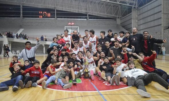 Huracán campeón de la Copa Ciudad de Tres Arroyos tras vencer a Argentino Junior