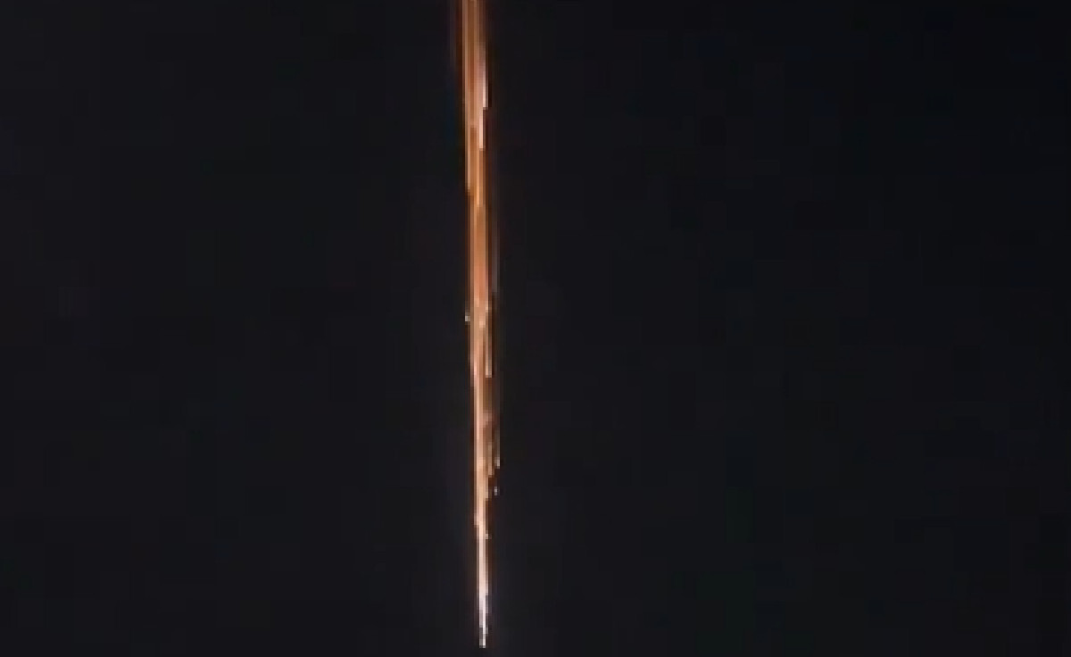 Misterio en el cielo del sur bonaerense por una "lluvia" de luces que generó alarma: a qué se debió el fenómeno