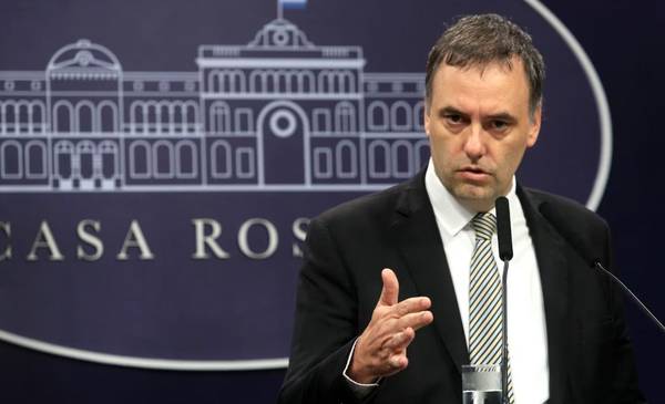 Una nueva encuesta le dio la peor noticia a Adorni en medio del escándalo