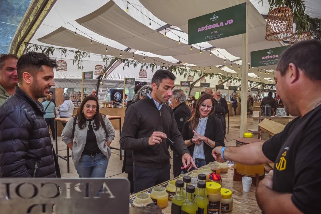Tornquist participó de una reunión regional para desarrollar un mercado itinerante