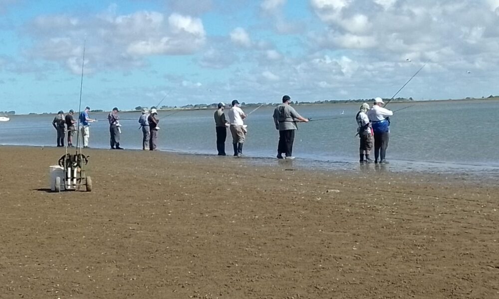 Pesca deportiva: el Club Marea Roja se destacó en Tapera de López y subió al podio provincial