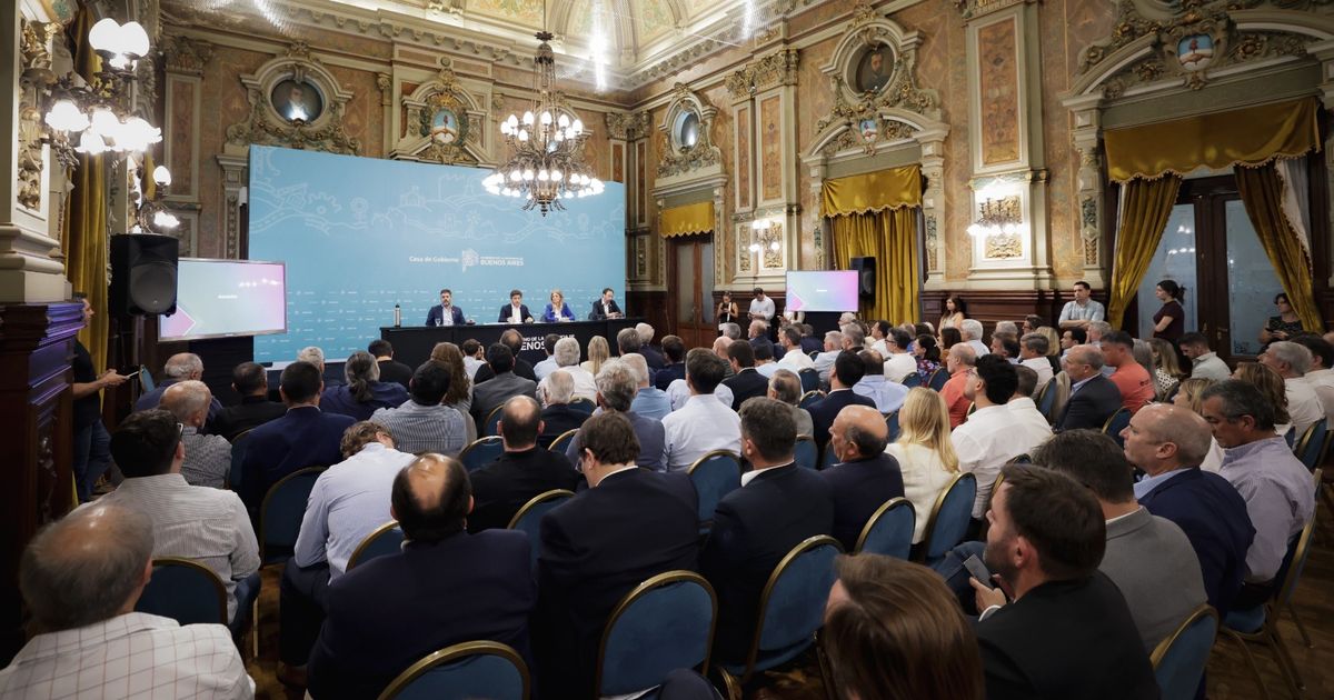 Municipios con las cuentas en rojo: Axel Kicillof abre la canilla para que los intendentes hagan obras