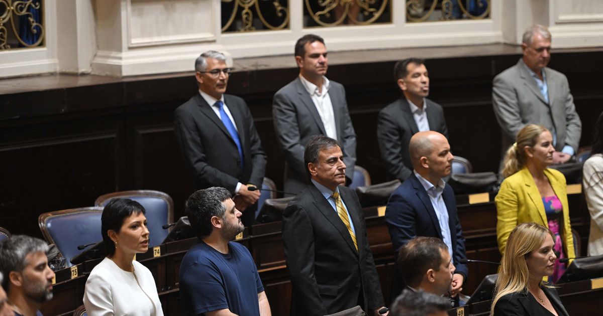 Legislatura bonaerense: Kicillof, Kirchner y Milei se disputan la comisión de reforma política en Diputados