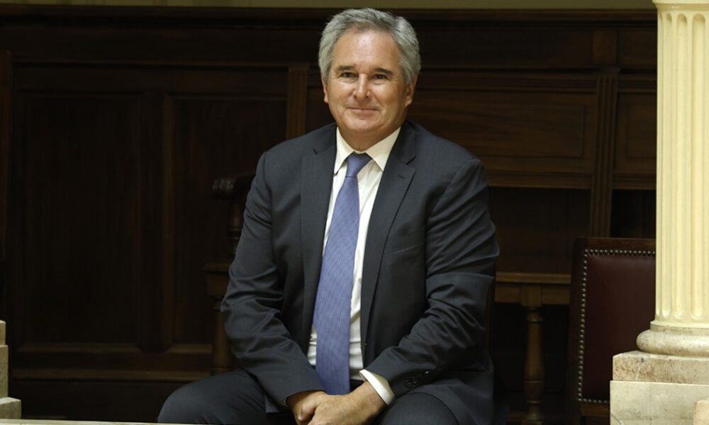 Quirno quiso escrachar al peronismo con los aviones privados y complicó a empresarios libertarios como Chernaj