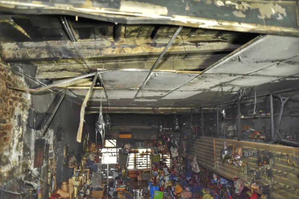 El drama de un comerciante en Patagones: Se le incendió el local y al día siguiente lo saquearon