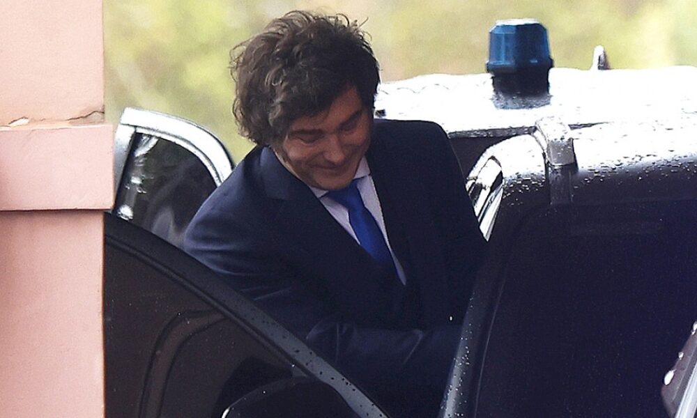 Alarma total en la Casa Rosada: Milei cae debajo del 30% en las encuestas