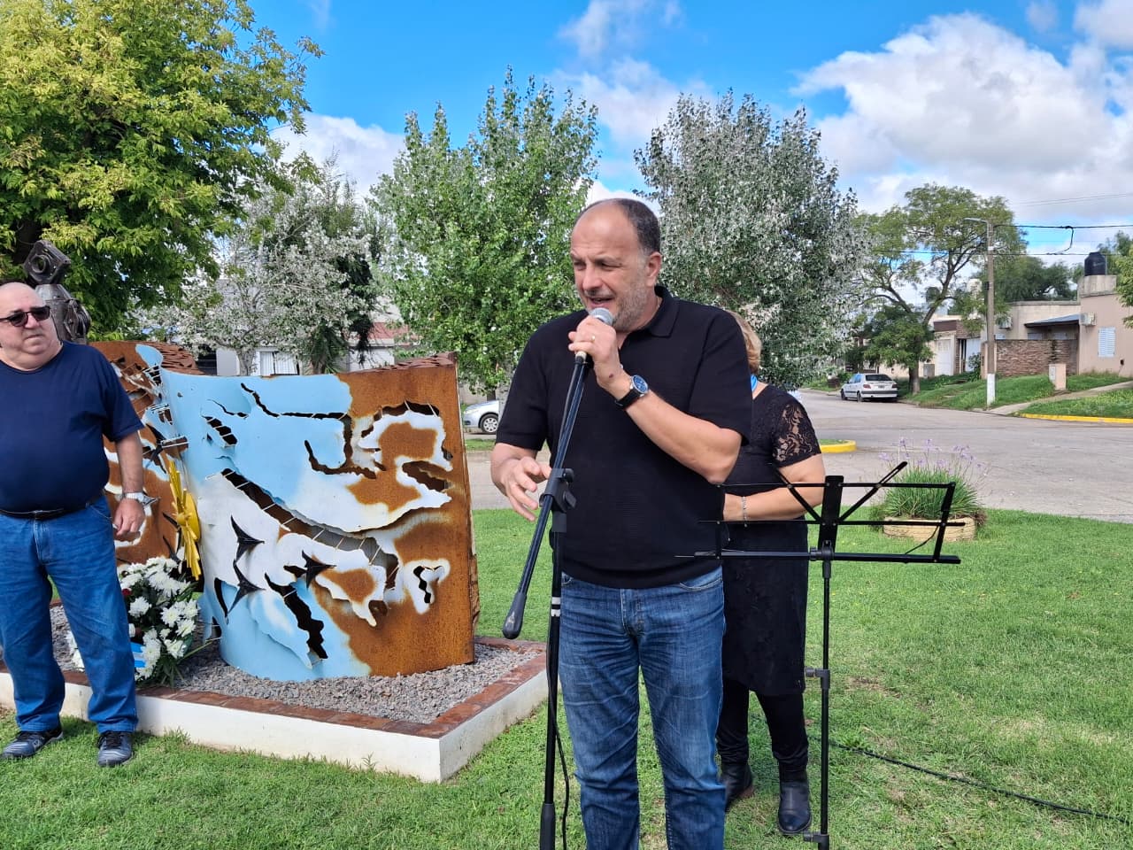 A 44 años de la guerra de Malvinas, el Intendente Pablo Garate hizo hincapié en los jóvenes y en la memoria colectiva