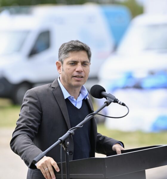 "Un funcionario que está lleno de libertades y de propiedades": Sin nombrarlo, Kicillof hizo referencia al caso Adorni