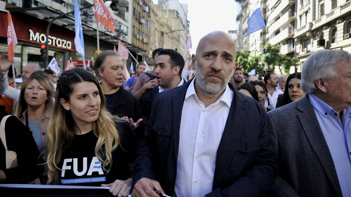 Hospitales de la UBA en crisis: pacientes con cáncer sufren demoras por falta de fondos