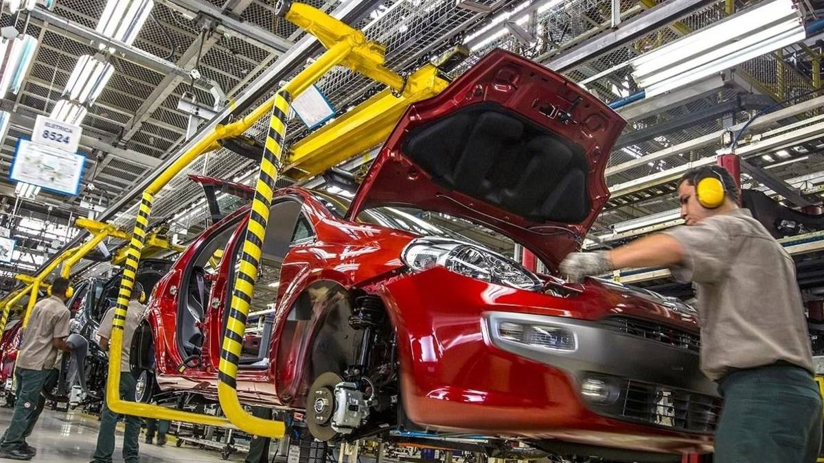 La venta de autos nacionales cayó un 50% en PBA: “No soportan este modelo”