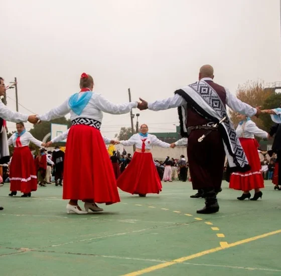 Escapadas por el 25 de Mayo: fiestas patrias, locro, peñas y tradición en distintos municipios bonaerenses