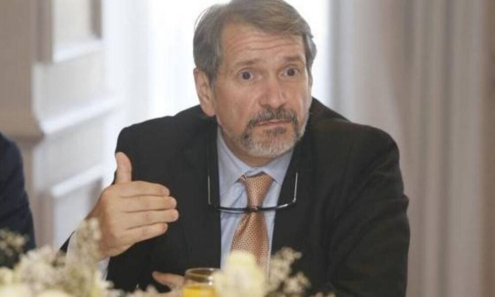 Hugo Magonza: "Hay jueces que obligan a dar remedios de 2 millones de dólares a pacientes sin chance"