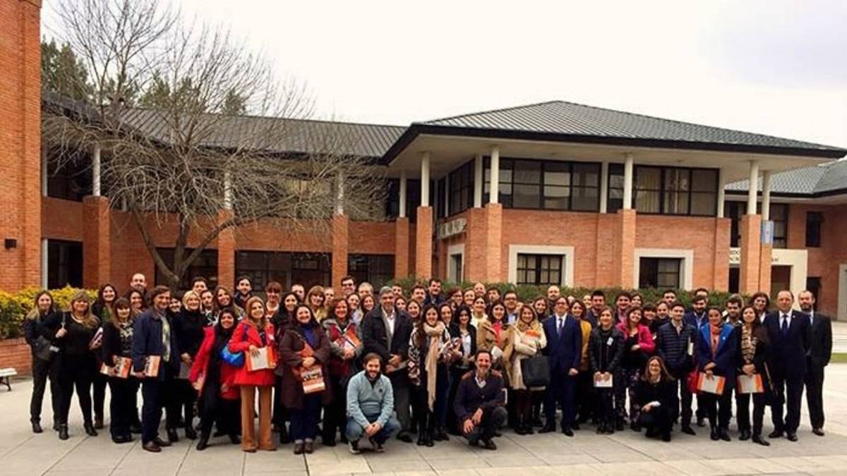 Docentes de la Universidad de San Andrés le reclamaron a Milei por el financiamiento universitario