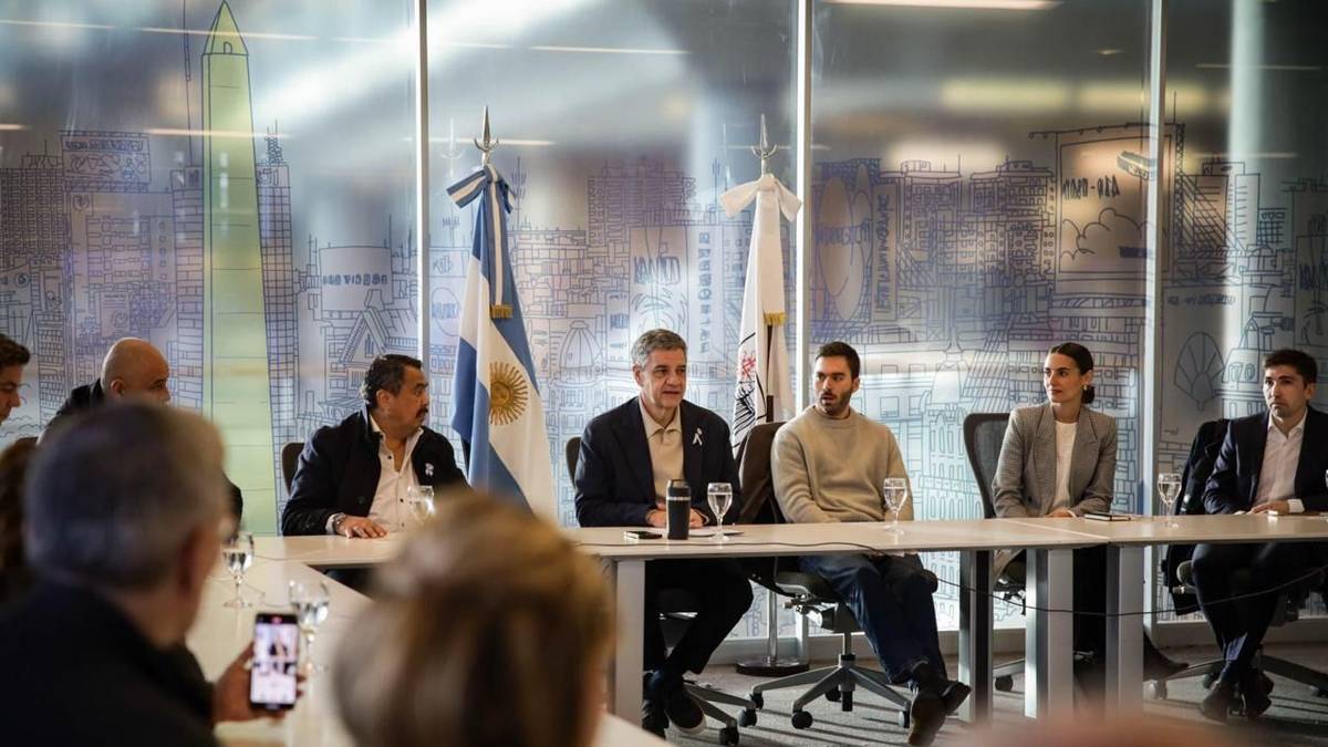 Taxis, Uber y DiDi en CABA: el Gobierno porteño cambia las reglas y estos son los nuevos requisitos para viajar