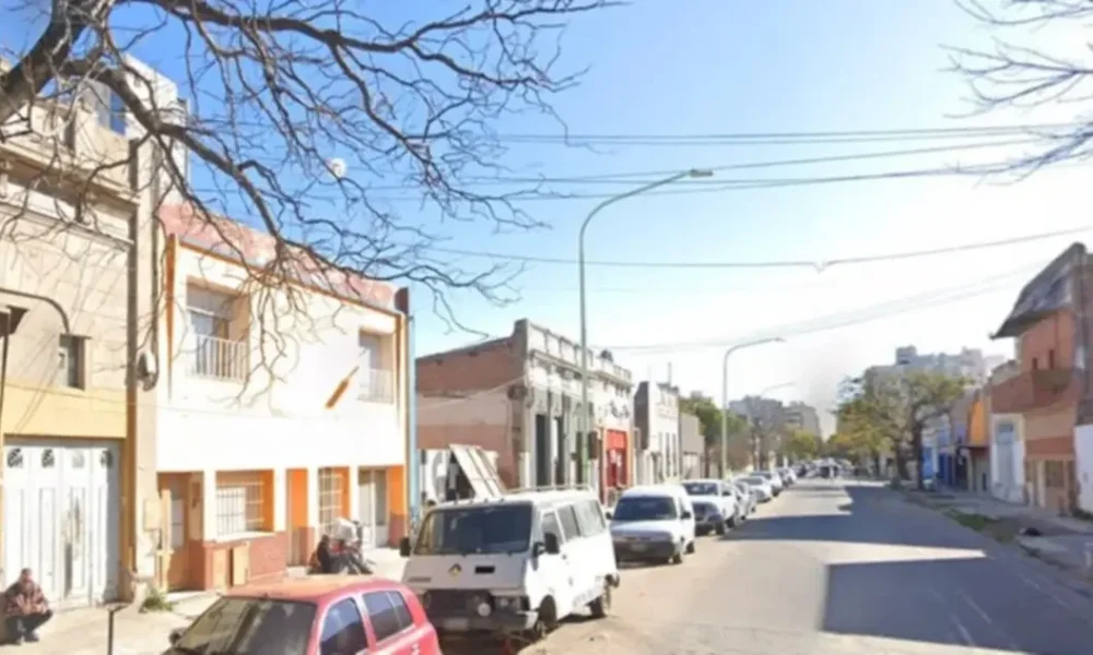 Investigan la muerte de un hombre de 74 años en Bahía Blanca y detienen a su hijo