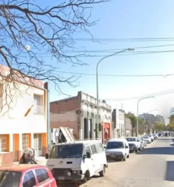 Investigan la muerte de un hombre de 74 años en Bahía Blanca y detienen a su hijo