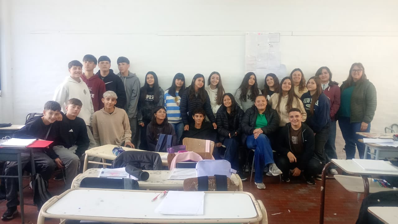 “Huellas Solidarias”: estudiantes impulsan un proyecto solidario para una escuela de Misiones