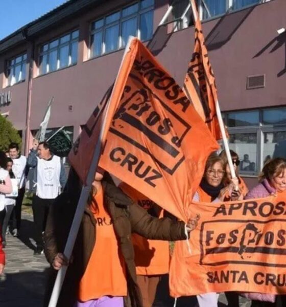 TRABAJADORES de SALUD inician una NUEVA SEMANA de PAROS y apuntan contra VIDAL: "NO TENEMOS RESPUESTA"